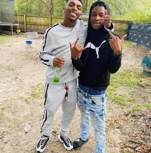 Meet your Posher, Neva